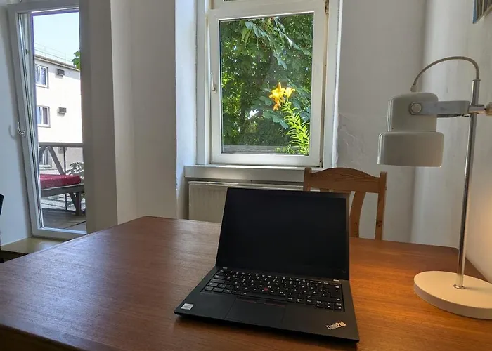 Apartment Cosy In Shared With Balcony Wien
